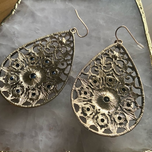 Drop earrings - Picture 4 of 5